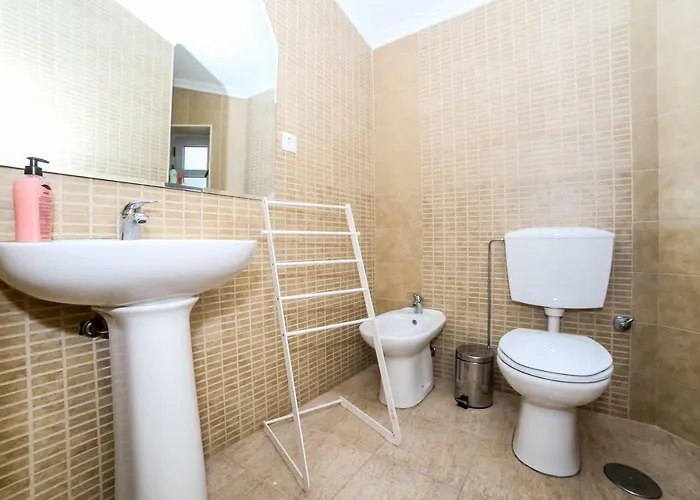 Quebra-mar Daire Nazaré